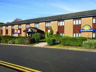 Days Inn Bradford M62 מראה חיצוני תמונה